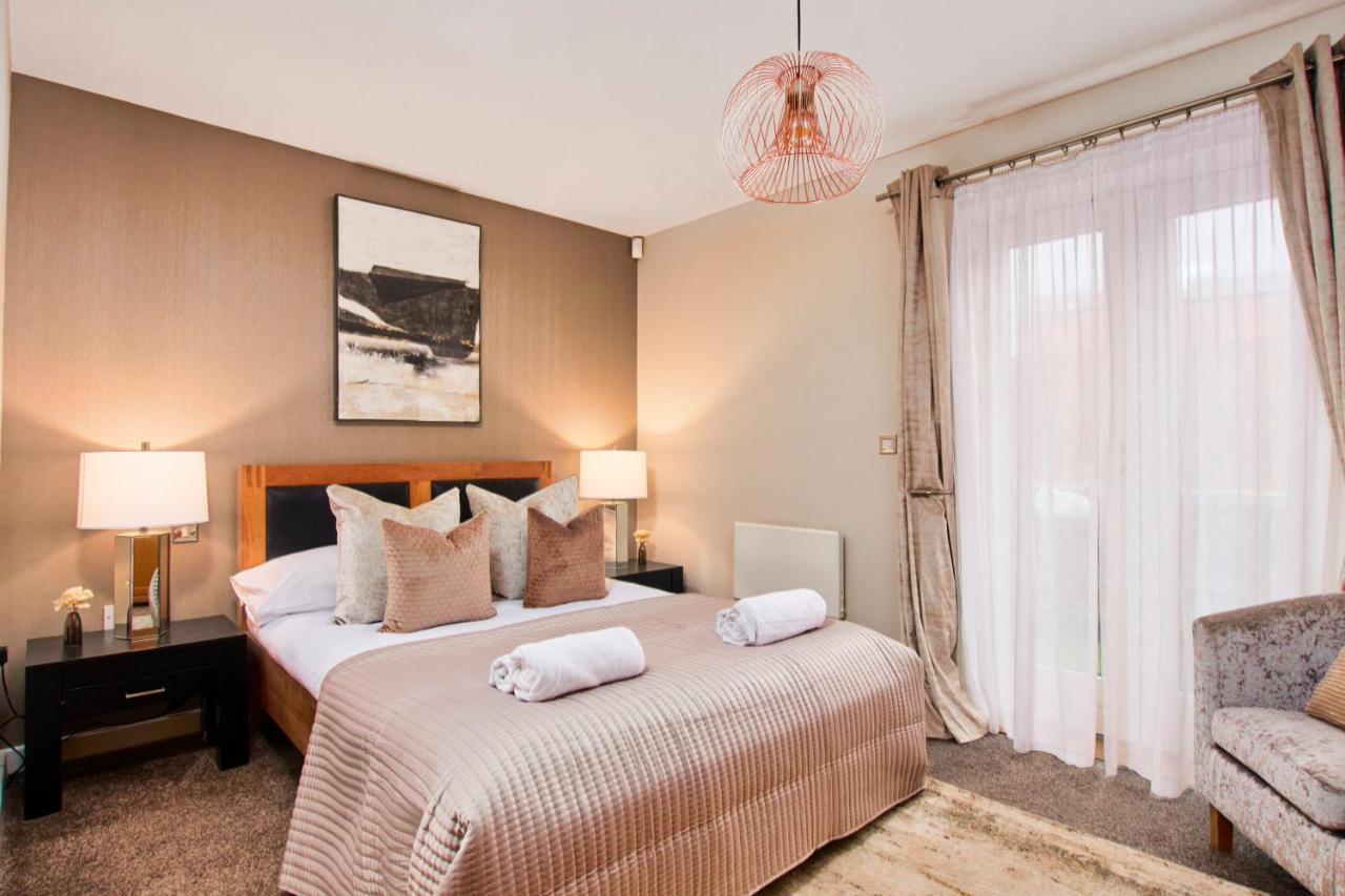 Vikings Apartment With Private Parking & Terrace Йорк Экстерьер фото