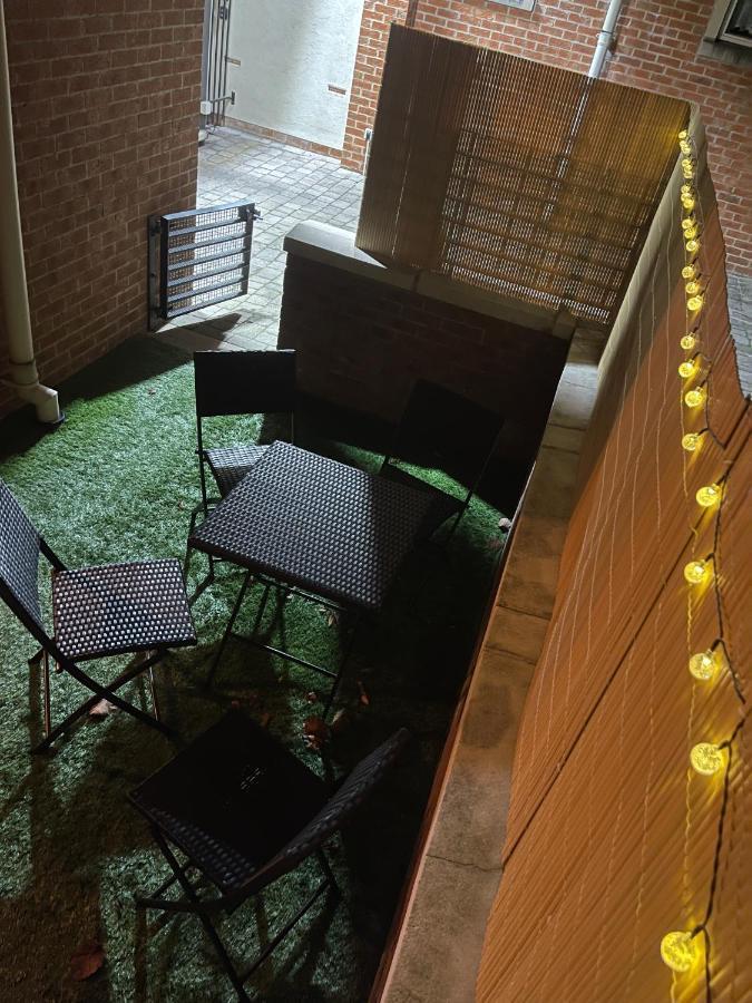 Vikings Apartment With Private Parking & Terrace Йорк Экстерьер фото